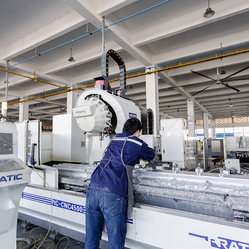 Oficina de Acabamento - Operação CNC